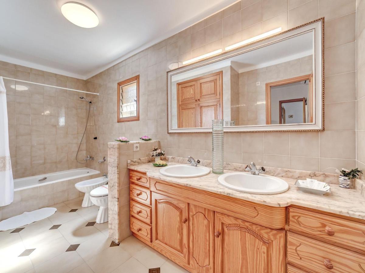 אלקודיה Villa Manresa מראה חיצוני תמונה