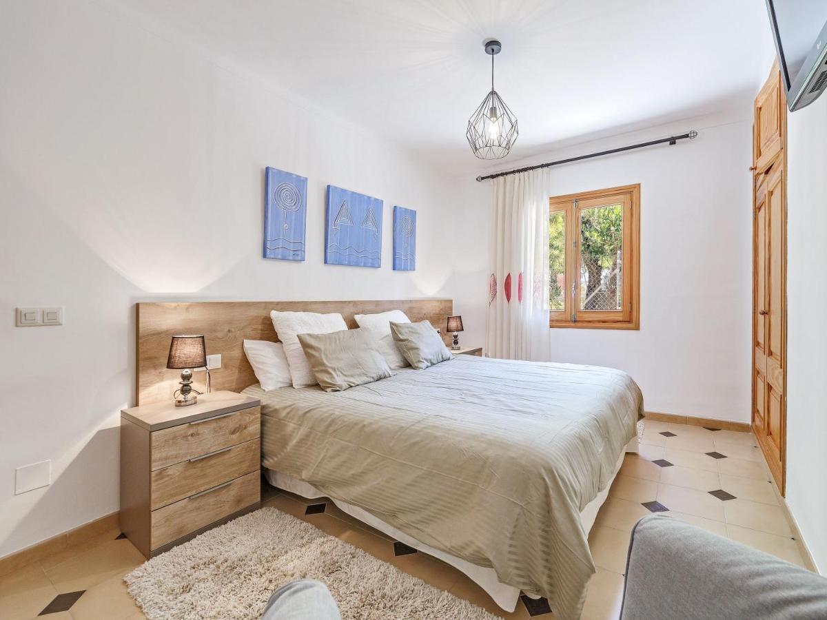 אלקודיה Villa Manresa מראה חיצוני תמונה